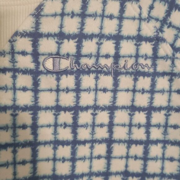 Womens top Xtra small champion sweatshirt - Picture 2 of 6